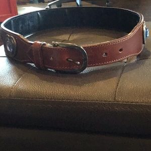 MOSCHINO LEATHER AND STONE HEART BELT .